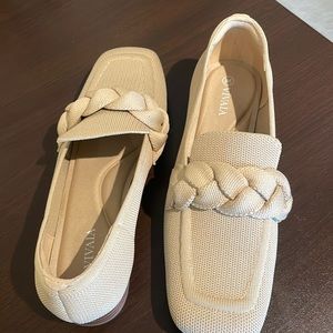 NEW Viviana loafers